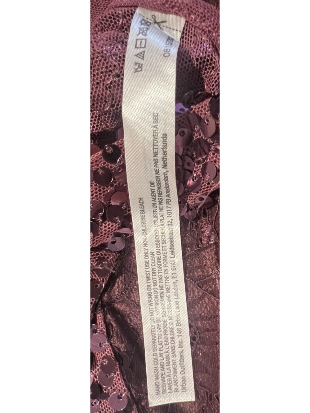 🆕 Free People Right Rhythm Sequin Cami Top Small Wine Combo - Picture 15 of 15